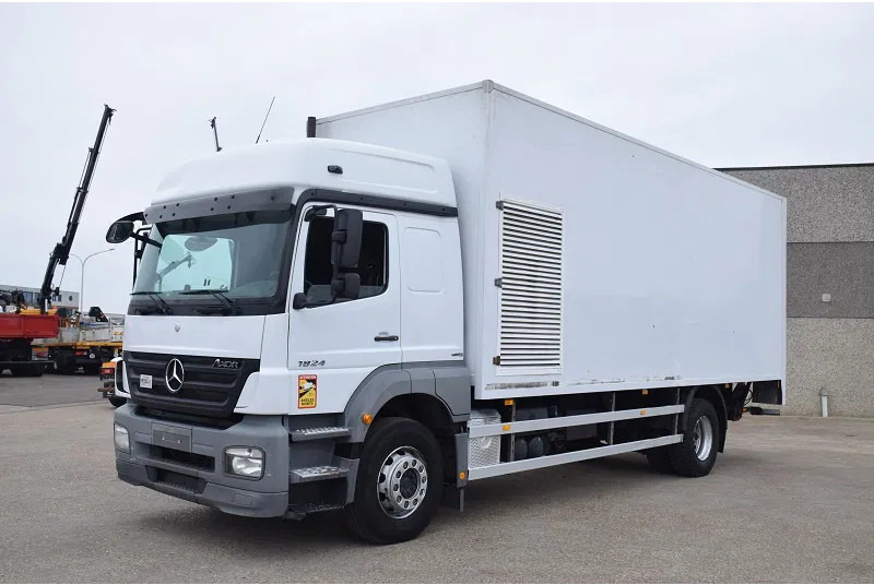 Mercedes-Benz Axor 1824 - شاحنة مقفلة: صورة 1 Mercedes-Benz Axor 1824 - شاحنة مقفلة: صورة 1