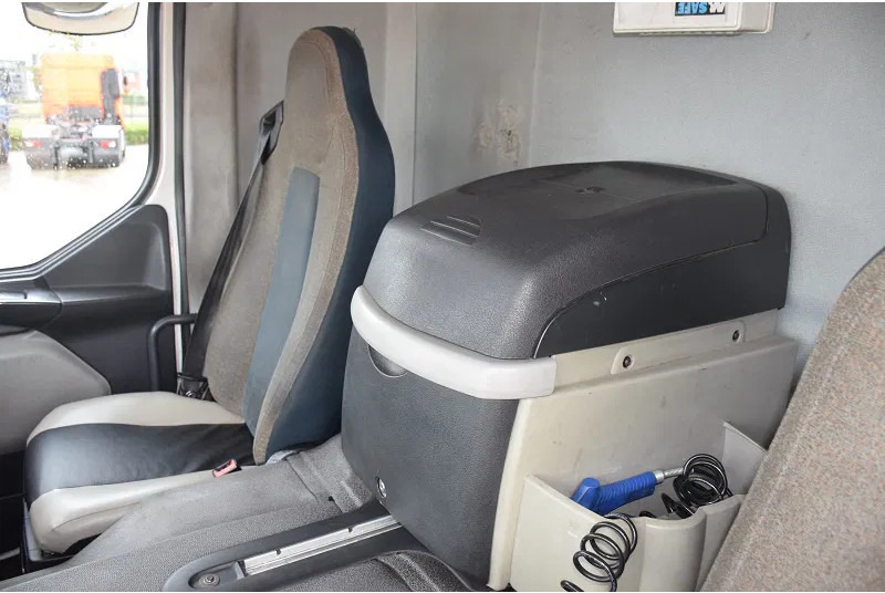 شاحنة مقفلة Volvo FE 250: صورة 9