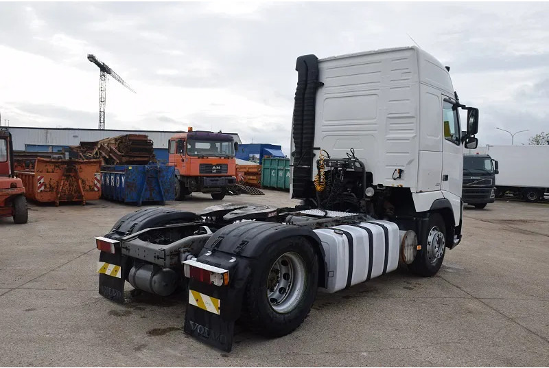 Volvo FH 12.420 - وحدة جر: صورة 4 Volvo FH 12.420 - وحدة جر: صورة 4