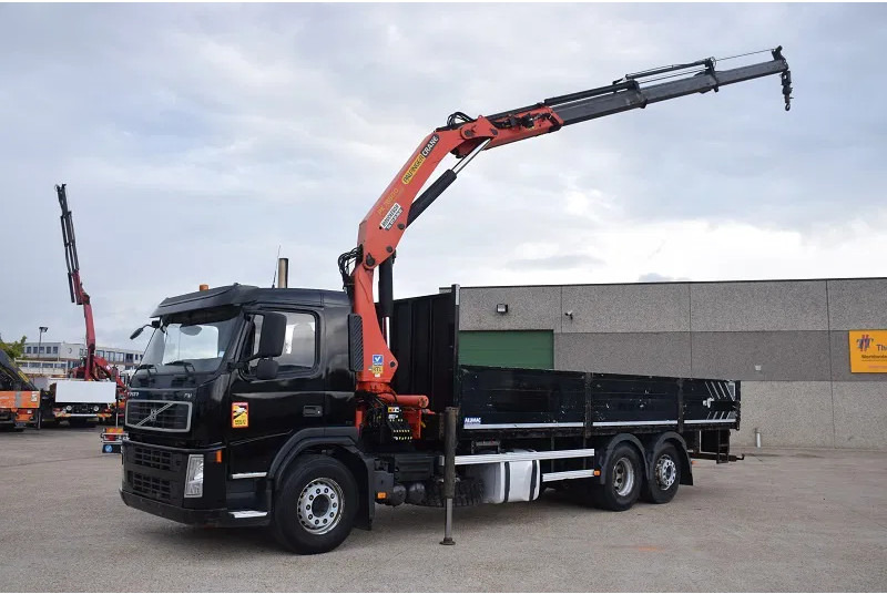 Volvo FM 330 - شاحنة كرين: صورة 1 Volvo FM 330 - شاحنة كرين: صورة 1