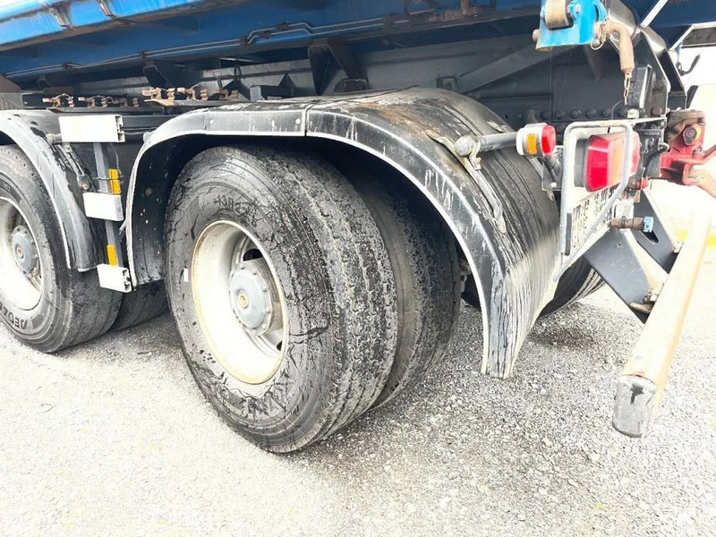 Mercedes-Benz Arocs 3342 *6x6*meegestuurd as*2zijdige kipper*Airco*Bluetooth - شاحنة قلاب, شاحنة كرين: صورة 5 Mercedes-Benz Arocs 3342 *6x6*meegestuurd as*2zijdige kipper*Airco*Bluetooth - شاحنة قلاب, شاحنة كرين: صورة 5