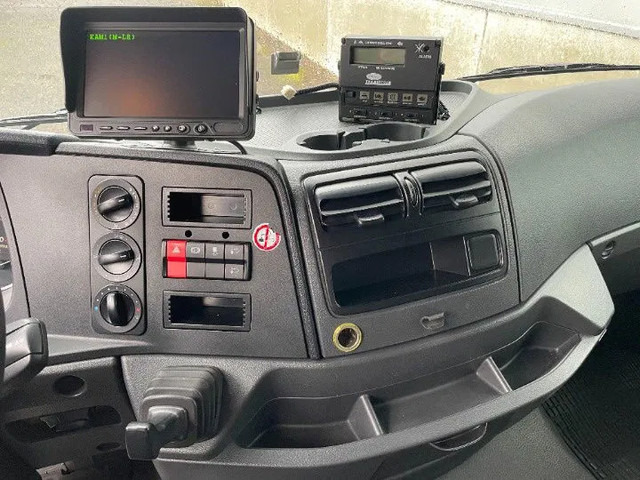 Mercedes-Benz Atego 1221 *Cruise control*Bluetooth*Elektrisch verstelbare en verwarmde spiegels - شاحنة الفريزر: صورة 4 Mercedes-Benz Atego 1221 *Cruise control*Bluetooth*Elektrisch verstelbare en verwarmde spiegels - شاحنة الفريزر: صورة 4