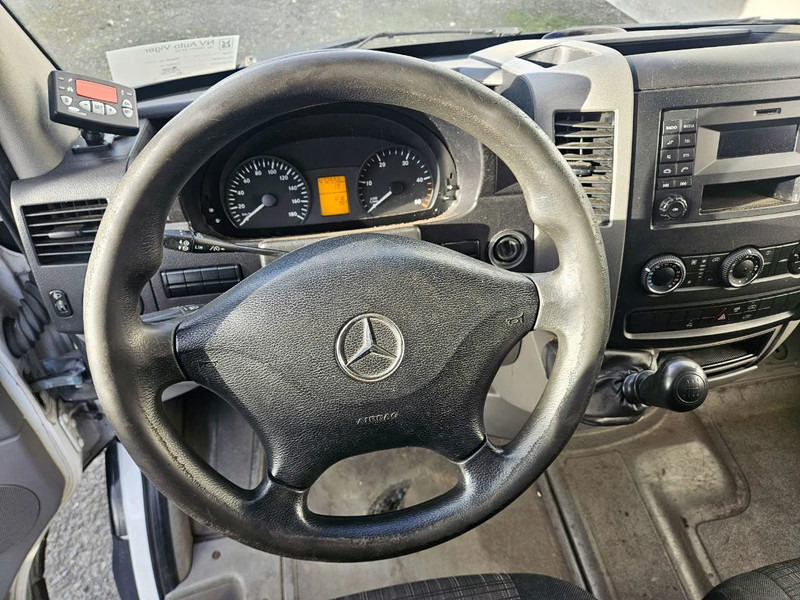 Mercedes-Benz Sprinter 313 - شاحنة مُبرّدة للتوصيل: صورة 4 Mercedes-Benz Sprinter 313 - شاحنة مُبرّدة للتوصيل: صورة 4