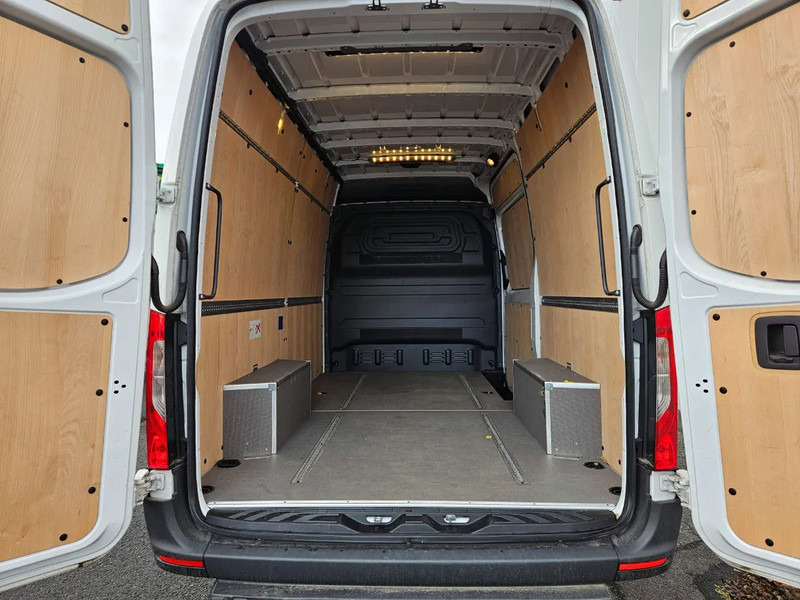 Mercedes-Benz Sprinter 317 L2H2*Achteruitrijcamera*360°camera*Zetelverwarming* Mercedes-Benz Sprinter 317 L2H2*Achteruitrijcamera*360°camera*Zetelverwarming*: صورة 7