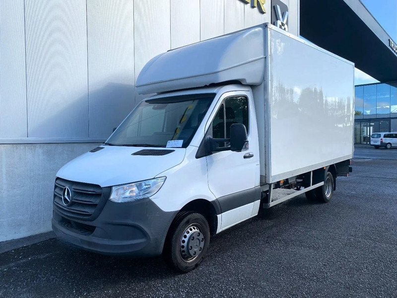 Mercedes-Benz Sprinter 514 *Airconditioning*Cruise control*Zijwindassistent*laadbrug - شاحنة مغلقة الصندوق: صورة 1 Mercedes-Benz Sprinter 514 *Airconditioning*Cruise control*Zijwindassistent*laadbrug - شاحنة مغلقة الصندوق: صورة 1