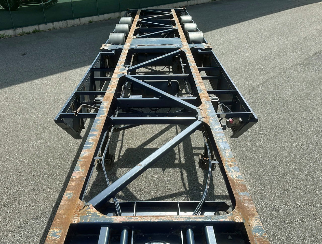 نصف مقطورة لنقل الحاويات Burg BPO 13-27 Ccxlx 40" Galvanised Super Chassis SAF Axles Disc Brakes 2x Lift Axles 3 Pieces IN Stock Super Condition: صورة 9