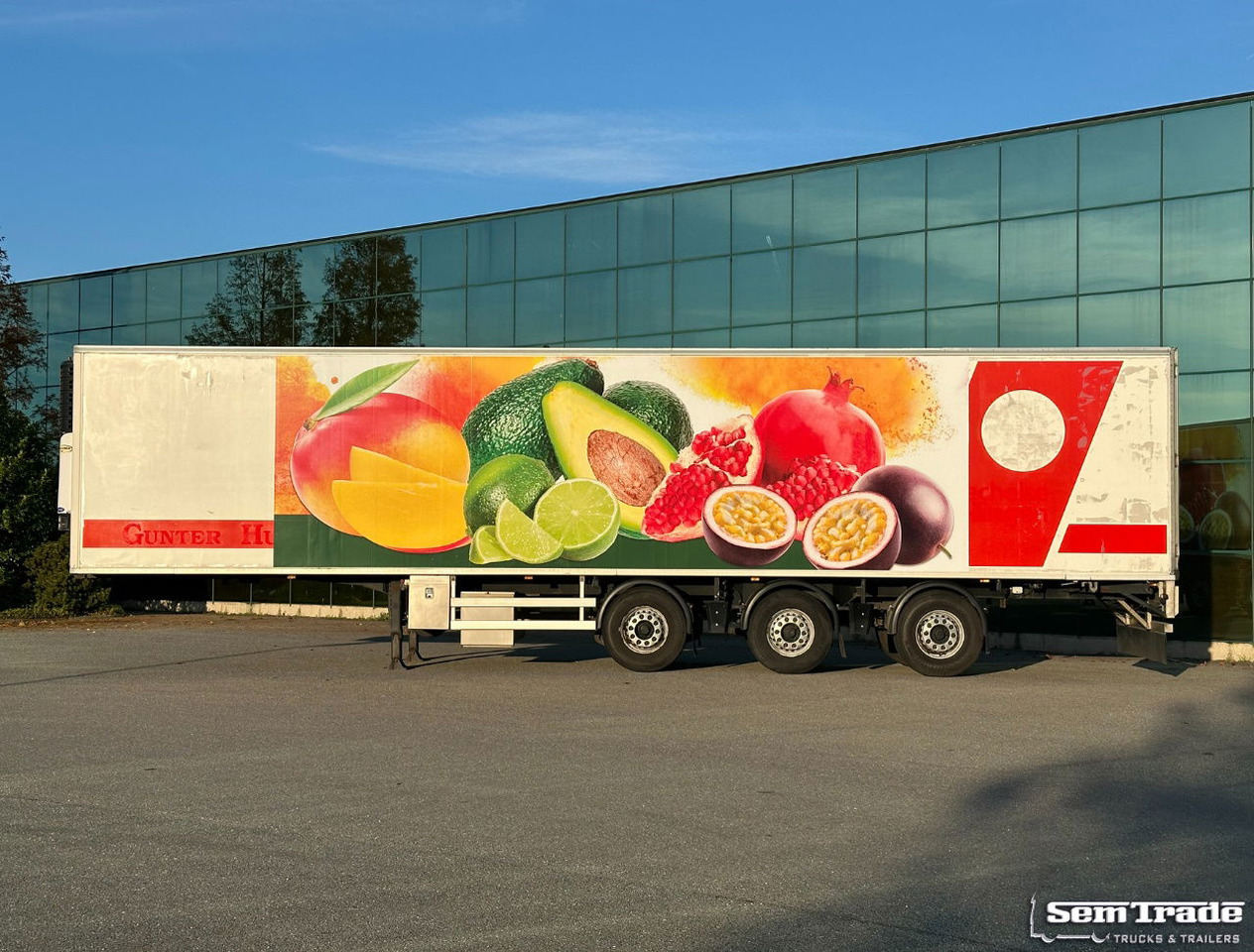 Chereau Renders Carrier Maxima 1300 2X Steering Axle 1X Lift Axle Disc Brakes - نصف مقطورة مُبرِّدة: صورة 2 Chereau Renders Carrier Maxima 1300 2X Steering Axle 1X Lift Axle Disc Brakes - نصف مقطورة مُبرِّدة: صورة 2