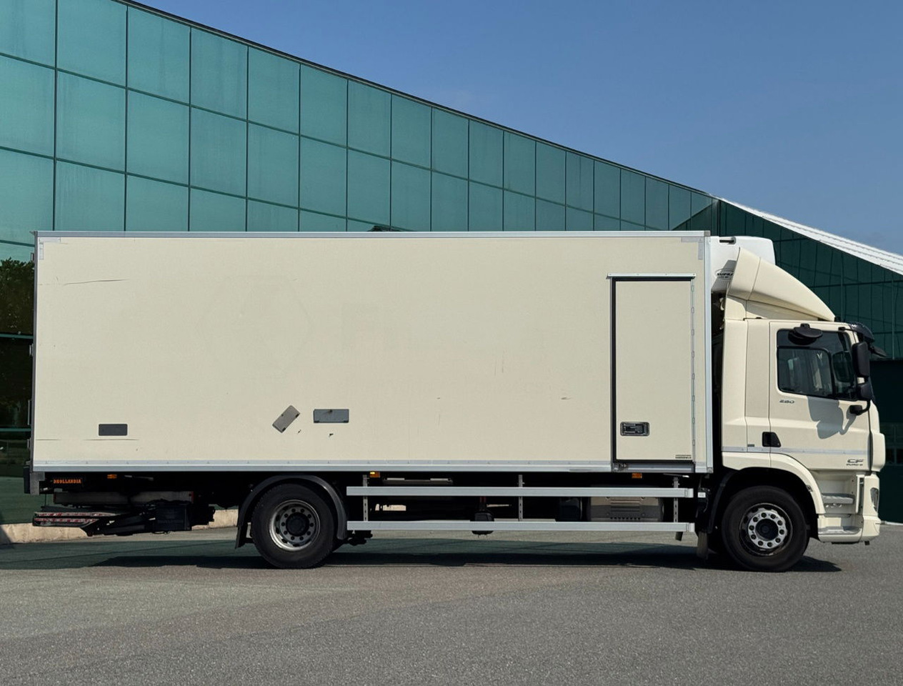 شاحنة الفريزر DAF CF 250 Carrier Supra 1150 Multi Temp 561.000 KM Tail Lift NL Truck: صورة 6