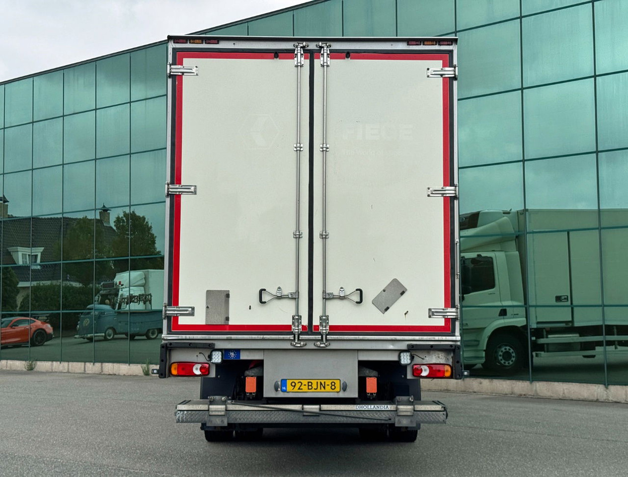 DAF CF 290 - شاحنة الفريزر: صورة 3 DAF CF 290 - شاحنة الفريزر: صورة 3
