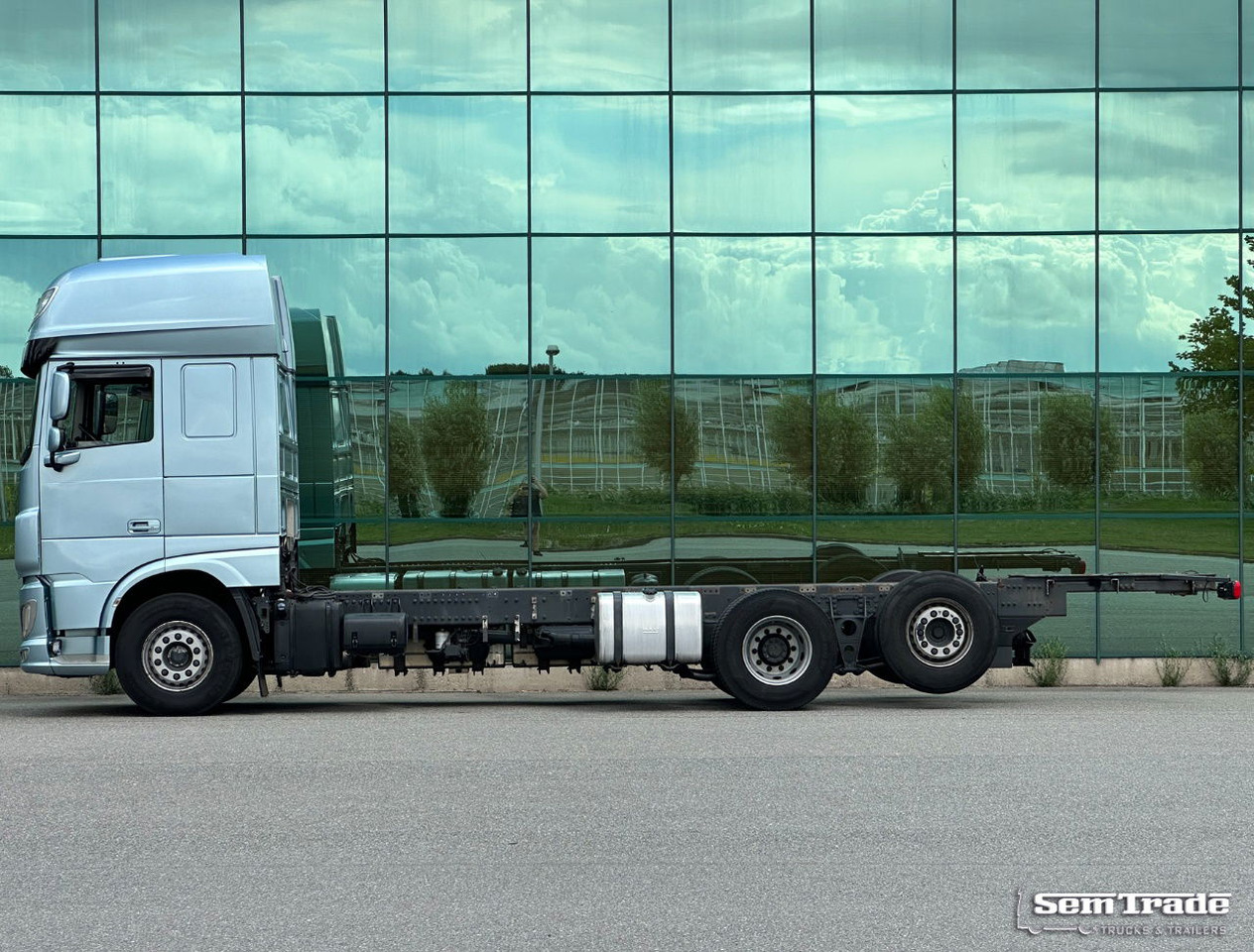 DAF XF 480 FAR SSC Euro 6 978.000 KM Park Airco 2X Tanks TOP Condition - شاحنة هيكل كابينة: صورة 2 DAF XF 480 FAR SSC Euro 6 978.000 KM Park Airco 2X Tanks TOP Condition - شاحنة هيكل كابينة: صورة 2