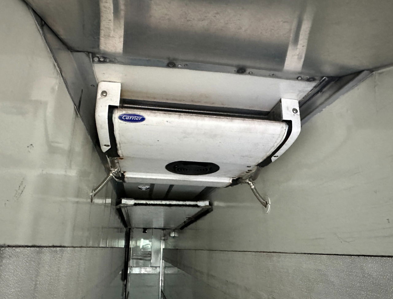 نصف مقطورة مُبرِّدة Gray and Adams City Trailer Carrier Vector 1850 MT TRI-Temp Tail Lift Side Door Steering Axle 3 Pieces Available: صورة 17