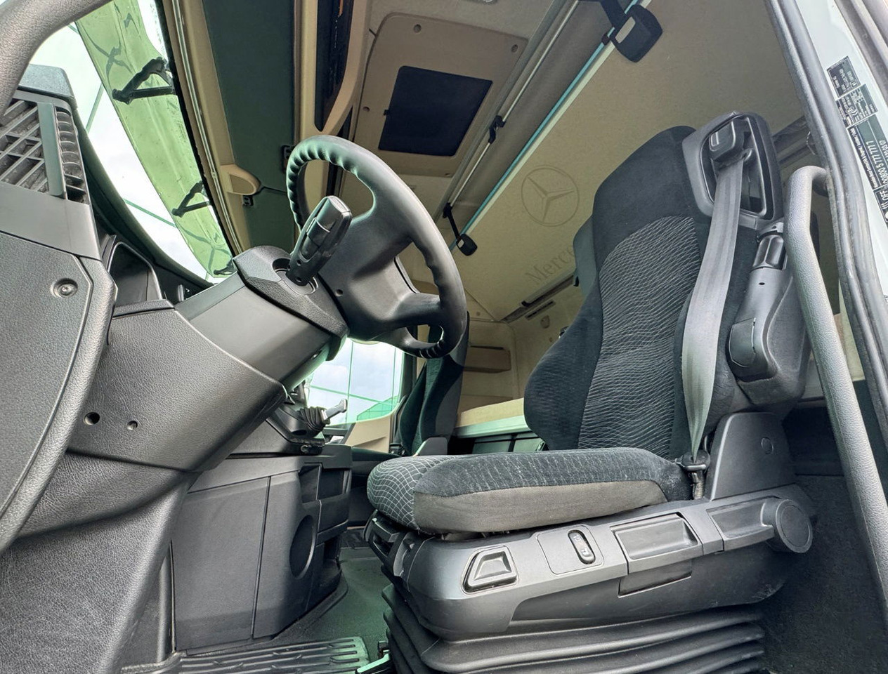 وحدة جر Mercedes-Benz Actros 1945 382.000 KM NEW TUV APK PTO + Hydraulics TOP Condition: صورة 7