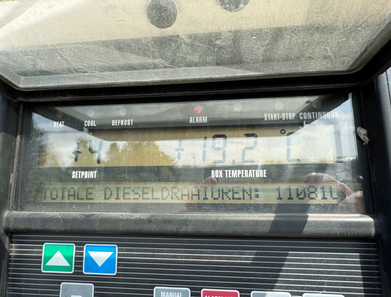 نصف مقطورة مُبرِّدة Schmitz Cargobull 3-AS Stuuras Carrier Vector 1550 Gegalvaniseerd Chassis Nieuwe APK Zeer Goede Banden TOP Staat NL Trailer: صورة 16 نصف مقطورة مُبرِّدة Schmitz Cargobull 3-AS Stuuras Carrier Vector 1550 Gegalvaniseerd Chassis Nieuwe APK Zeer Goede Banden TOP Staat NL Trailer: صورة 16