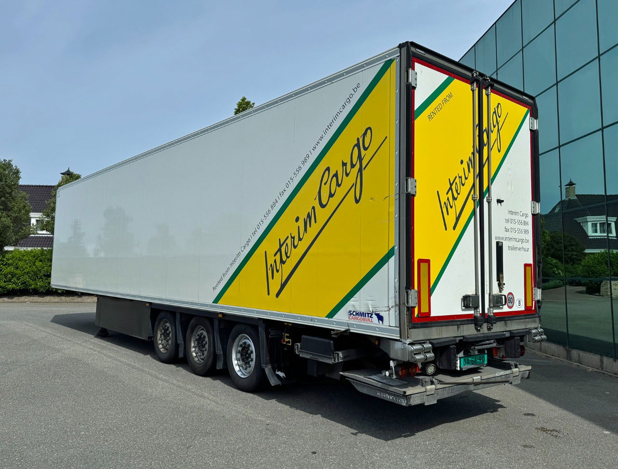 Schmitz Cargobull SCBS3B 275 CM High 250 Wide Tail Lift Carrier Vector 1550 Dopp - نصف مقطورة مُبرِّدة: صورة 3 Schmitz Cargobull SCBS3B 275 CM High 250 Wide Tail Lift Carrier Vector 1550 Dopp - نصف مقطورة مُبرِّدة: صورة 3