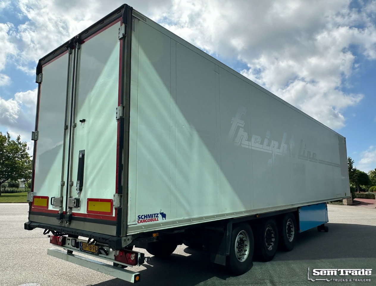 Schmitz Cargobull SCBS3B Thermo King SLXe 300 Lift Axle Holland-Trailer 4 Pieces IN Stock - نصف مقطورة مُبرِّدة: صورة 4 Schmitz Cargobull SCBS3B Thermo King SLXe 300 Lift Axle Holland-Trailer 4 Pieces IN Stock - نصف مقطورة مُبرِّدة: صورة 4