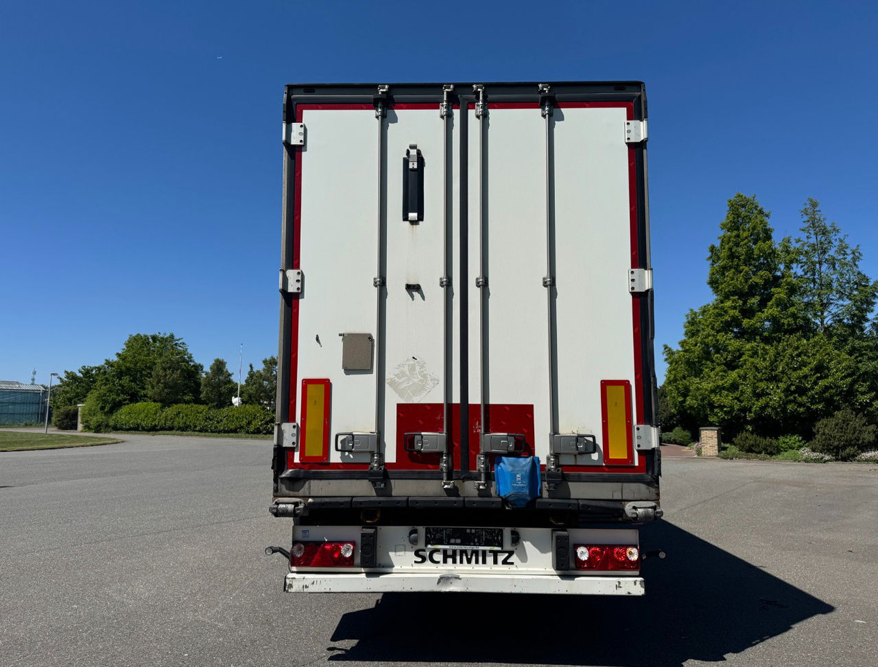 Schmitz Cargobull SCBS3B Thermo King SLXi300 Only 6.822 Hours Thick Roof Disc Brakes NEW TUV - نصف مقطورة مُبرِّدة: صورة 4 Schmitz Cargobull SCBS3B Thermo King SLXi300 Only 6.822 Hours Thick Roof Disc Brakes NEW TUV - نصف مقطورة مُبرِّدة: صورة 4