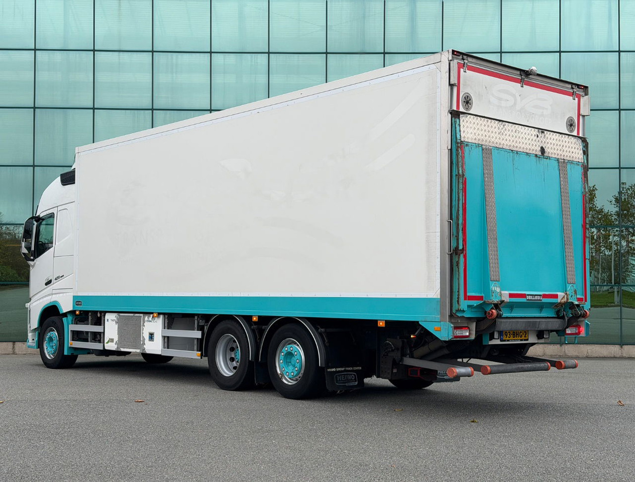 Volvo FH 420 6X2 Globetrotter Heiwo BOX 875 x 250 x 272 CM IN Thermo King T-800 490.000 KM TOP Condition NL Truck - شاحنة الفريزر: صورة 3 Volvo FH 420 6X2 Globetrotter Heiwo BOX 875 x 250 x 272 CM IN Thermo King T-800 490.000 KM TOP Condition NL Truck - شاحنة الفريزر: صورة 3