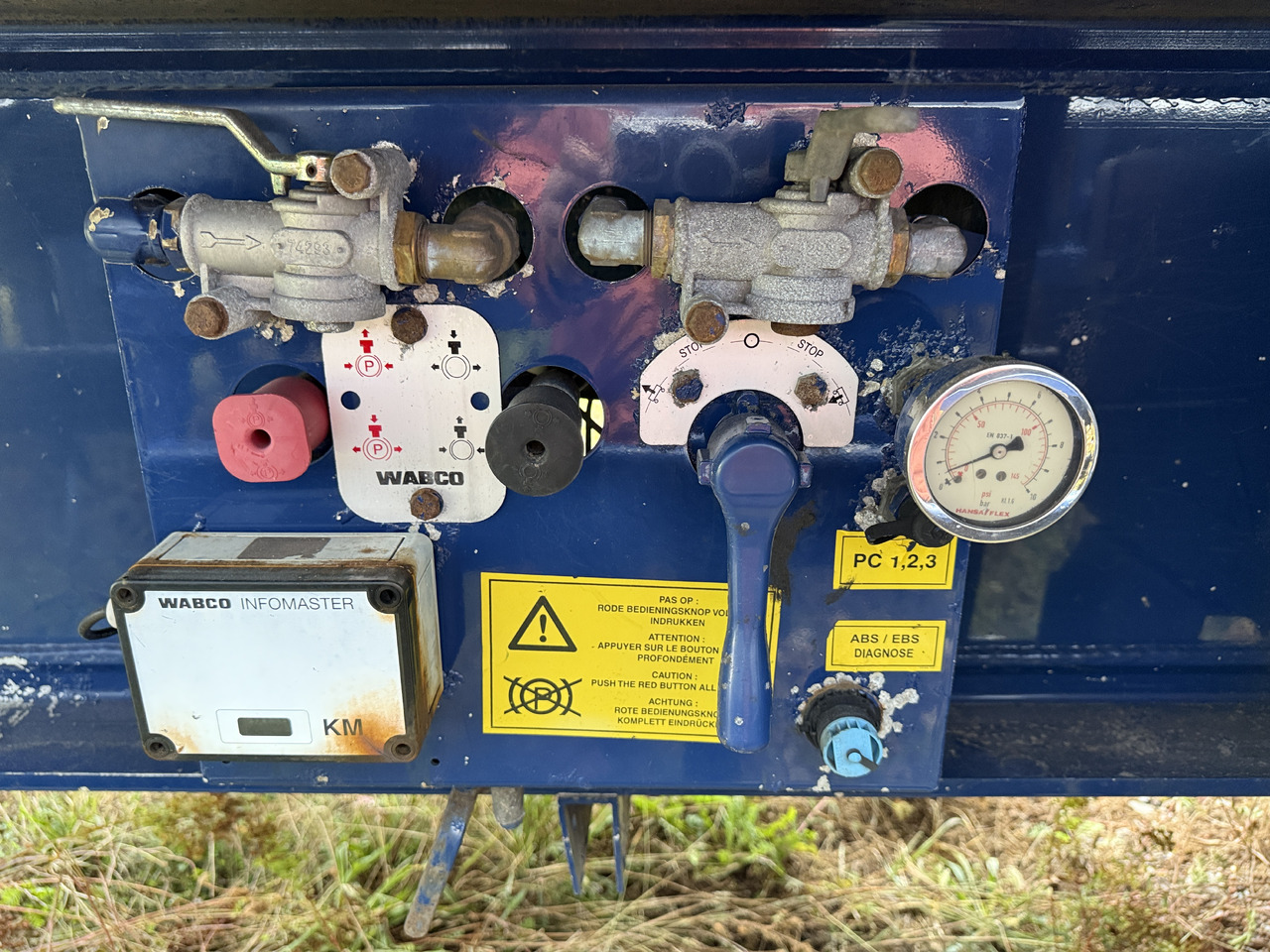 STAS 67m3 ADR classes EX II. FL. OX. AT - قلابة نصف مقطورة نصف مقطورة قلابة: صورة 5 STAS 67m3 ADR classes EX II. FL. OX. AT - قلابة نصف مقطورة نصف مقطورة قلابة: صورة 5