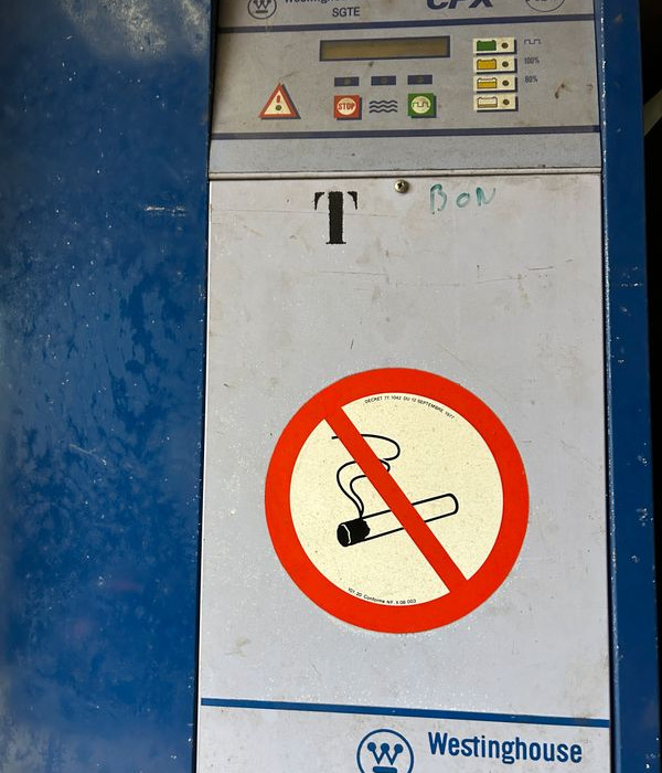 Chargeurs de batteries de traction pour elevateurs , transpalettes , gerbeurs electriques - معدات صناعية: صورة 5 Chargeurs de batteries de traction pour elevateurs , transpalettes , gerbeurs electriques - معدات صناعية: صورة 5