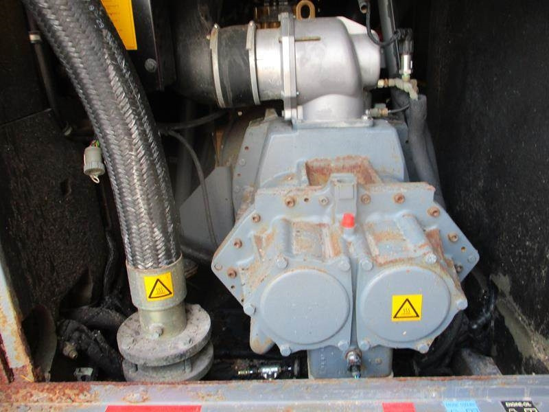 Atlas-Copco XAHS 336 CD - الضاغط: صورة 4 Atlas-Copco XAHS 336 CD - الضاغط: صورة 4