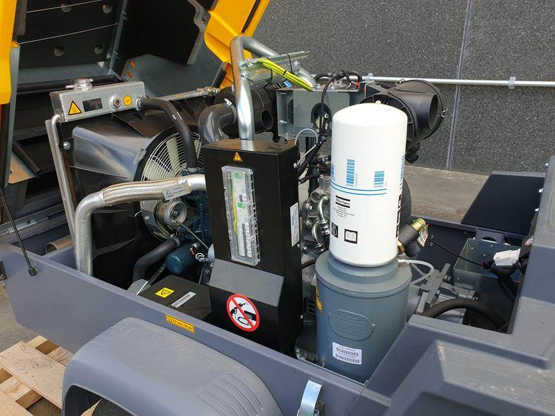 Atlas-Copco XAS 58-7 G 6 WHEELS N.B. - الضاغط: صورة 5 Atlas-Copco XAS 58-7 G 6 WHEELS N.B. - الضاغط: صورة 5