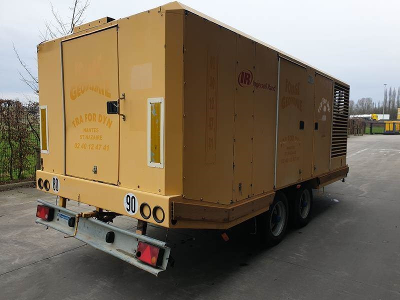 Ingersoll Rand XHP 1170 WCAT - الضاغط: صورة 2 Ingersoll Rand XHP 1170 WCAT - الضاغط: صورة 2