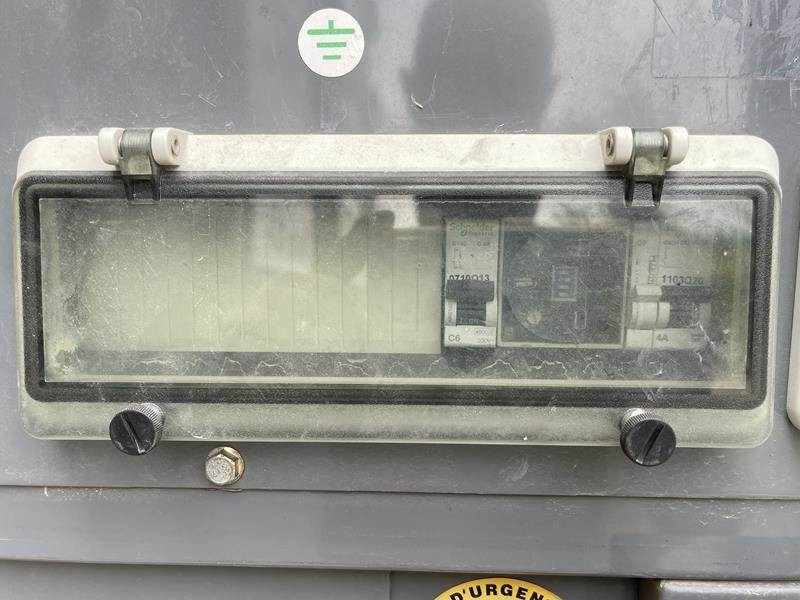 مجموعة المولدات SDMO R 110 C 3: صورة 11 مجموعة المولدات SDMO R 110 C 3: صورة 11