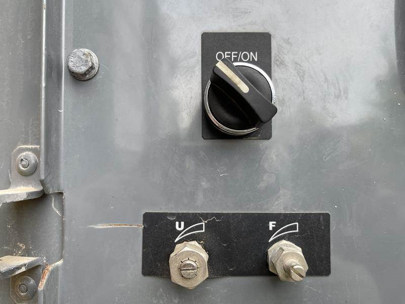 مجموعة المولدات SDMO R 110 C 3: صورة 12 مجموعة المولدات SDMO R 110 C 3: صورة 12