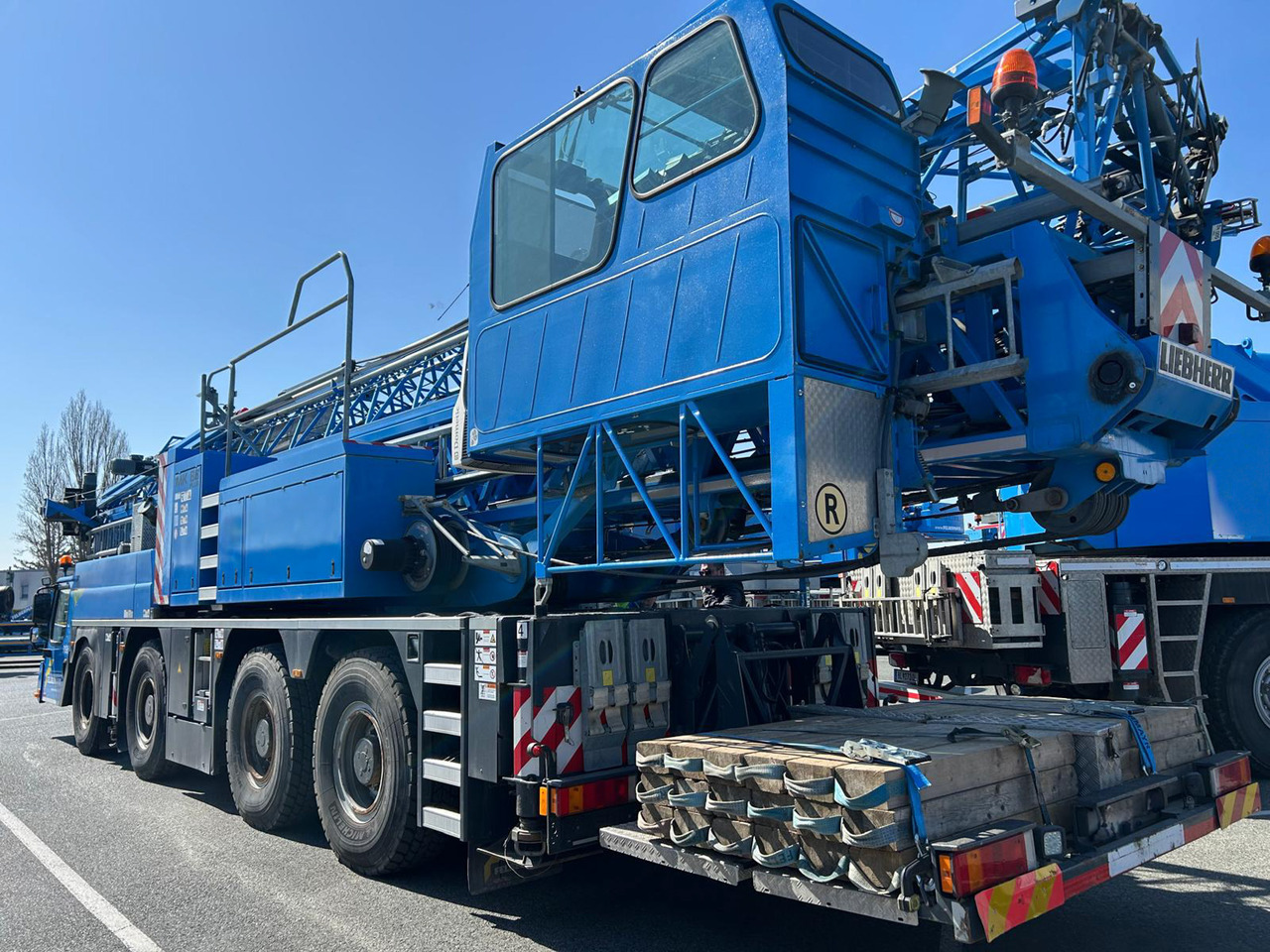 Liebherr MK 88 Plus - موبايل كرين: صورة 5 Liebherr MK 88 Plus - موبايل كرين: صورة 5