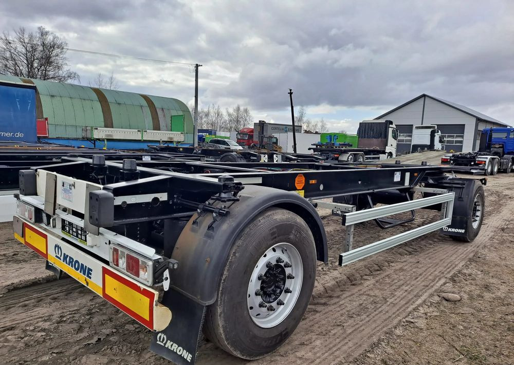 Krone Przyczepa Krone BDF 2017 rok - مقطورة نقل الحاويات: صورة 2 Krone Przyczepa Krone BDF 2017 rok - مقطورة نقل الحاويات: صورة 2