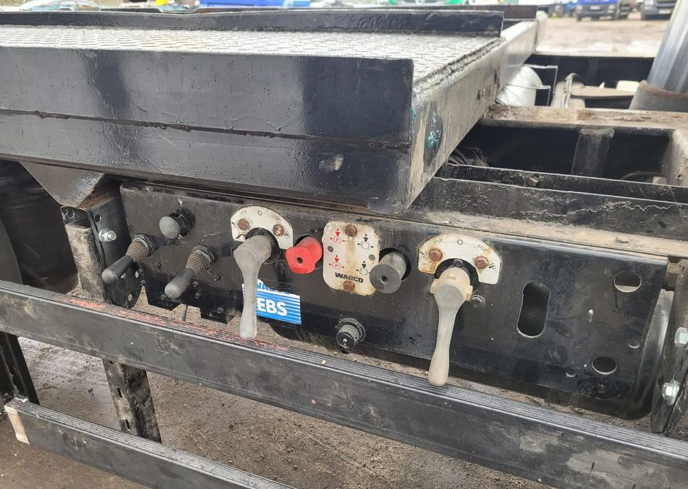 Krone Przyczepa wywrotka 3 osie wywrot - مقطورة قلاب: صورة 5 Krone Przyczepa wywrotka 3 osie wywrot - مقطورة قلاب: صورة 5