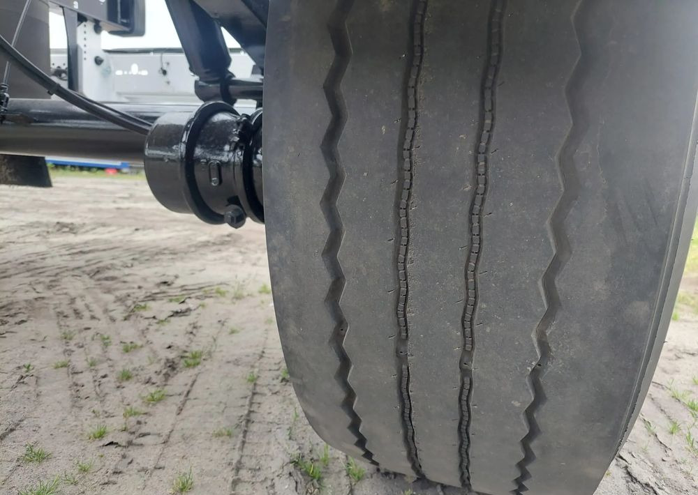 مقطورة نقل الحاويات Krone: صورة 9 مقطورة نقل الحاويات Krone: صورة 9