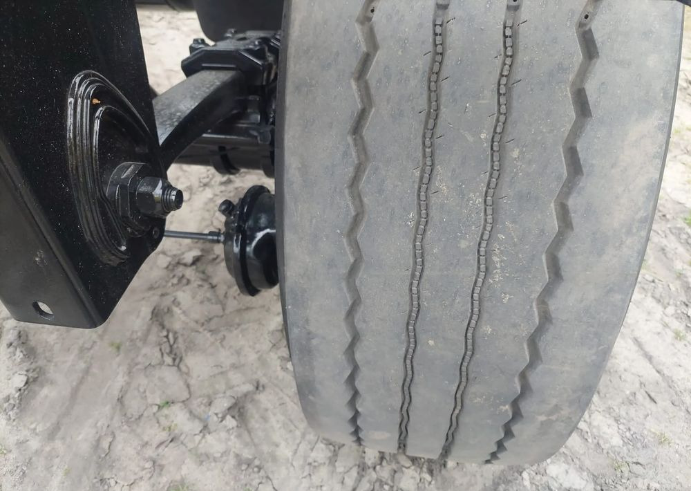 مقطورة نقل الحاويات Krone: صورة 14 مقطورة نقل الحاويات Krone: صورة 14