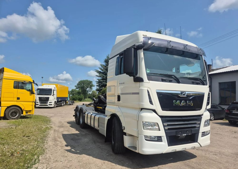 MAN TGX 26-460 Hakowiec oś skrętna - شاحنة ذات خطاف: صورة 2 MAN TGX 26-460 Hakowiec oś skrętna - شاحنة ذات خطاف: صورة 2