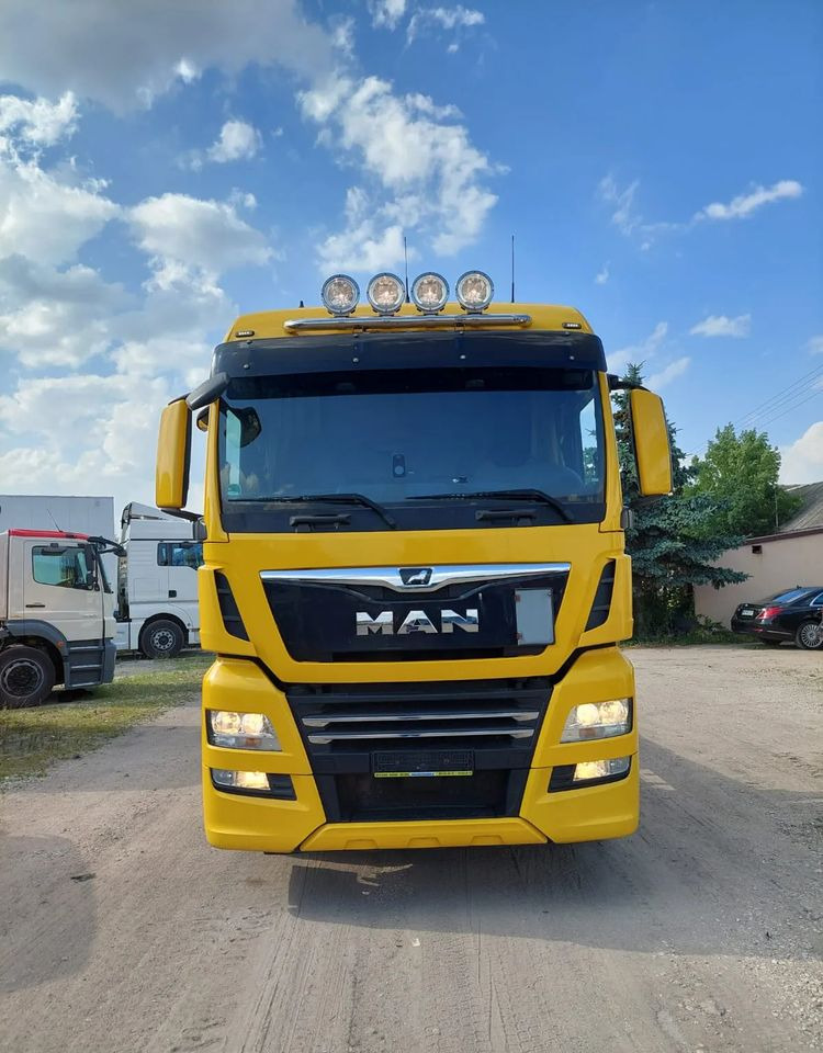 MAN TGX 26-500 Hakowiec oś skrętna - شاحنة ذات خطاف: صورة 3 MAN TGX 26-500 Hakowiec oś skrętna - شاحنة ذات خطاف: صورة 3