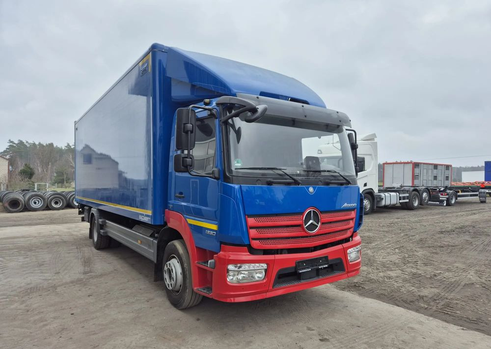 Mercedes-Benz Atego 1330 Euro 6 - شاحنة مقفلة: صورة 2 Mercedes-Benz Atego 1330 Euro 6 - شاحنة مقفلة: صورة 2