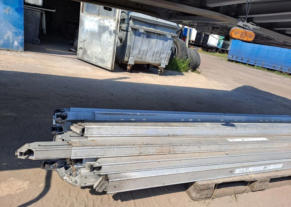 Schmitz Cargobull Belki Doppelstock do naczepy Krone i innych - wyposażenie naczepy - هيكل السيارة الخارجية - عربة مقطورة: صورة 3 Schmitz Cargobull Belki Doppelstock do naczepy Krone i innych - wyposażenie naczepy - هيكل السيارة الخارجية - عربة مقطورة: صورة 3