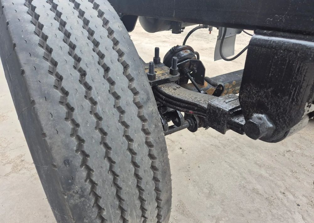 Schmitz Cargobull Przyczepa Krone na resorze - مقطورة هيكل: صورة 5 Schmitz Cargobull Przyczepa Krone na resorze - مقطورة هيكل: صورة 5