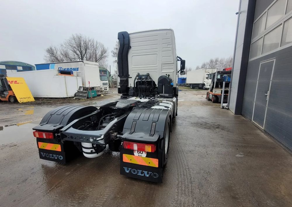 Volvo Volvo FM 450 ADR E6 ciągnik siodłowy - وحدة جر: صورة 3 Volvo Volvo FM 450 ADR E6 ciągnik siodłowy - وحدة جر: صورة 3