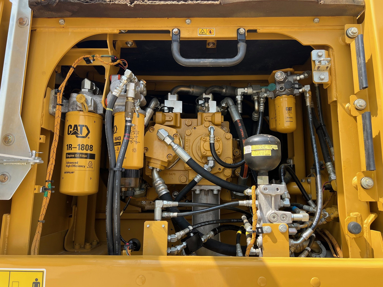 معالج النفايات CATERPILLAR MH336F: صورة 8
