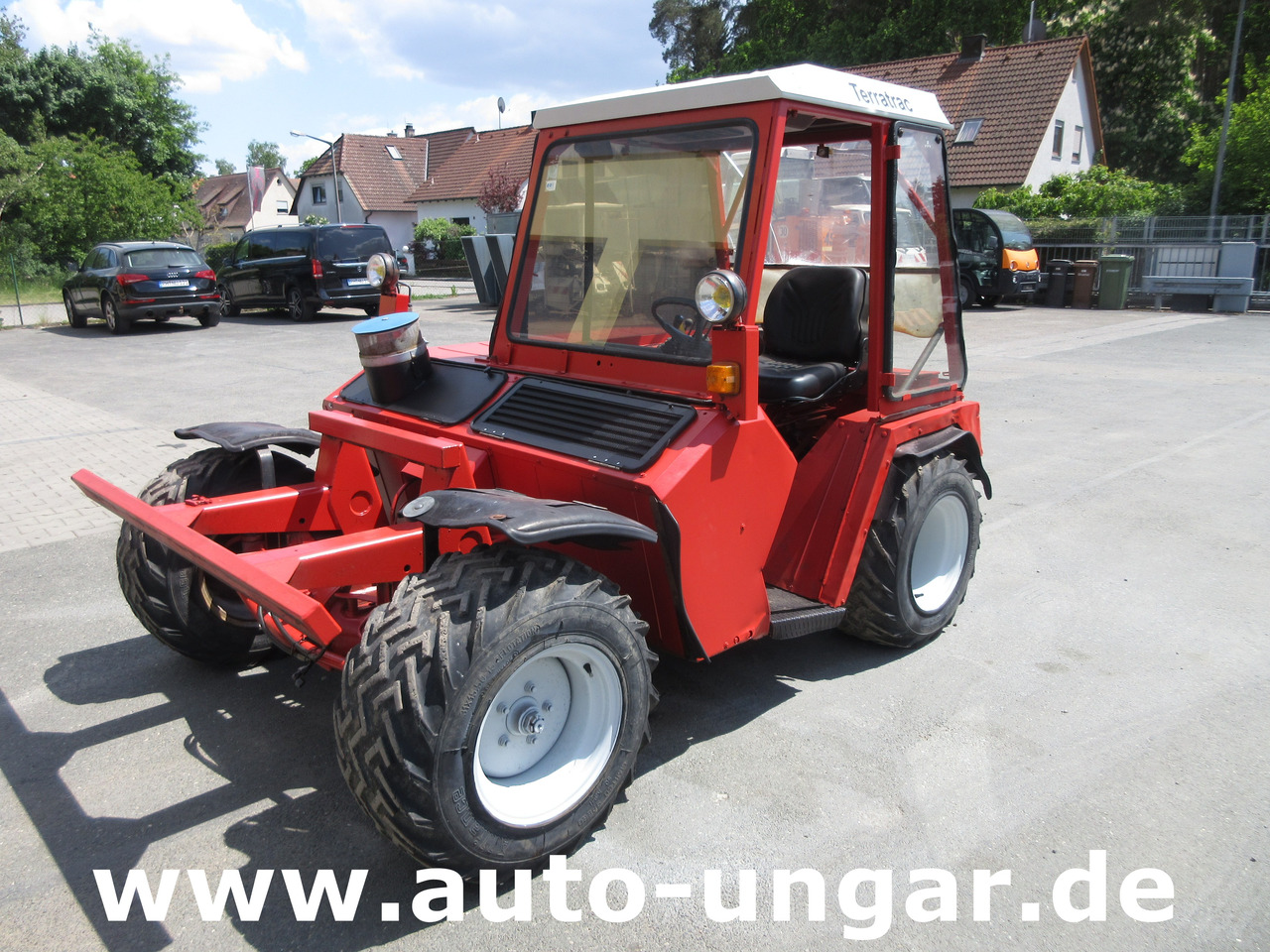 Aebi Terratrac TT88 Bergtraktor Metrac 4x4 Hydrostat 2x Zapfwelle Heckhydraulik - جرار: صورة 3 Aebi Terratrac TT88 Bergtraktor Metrac 4x4 Hydrostat 2x Zapfwelle Heckhydraulik - جرار: صورة 3