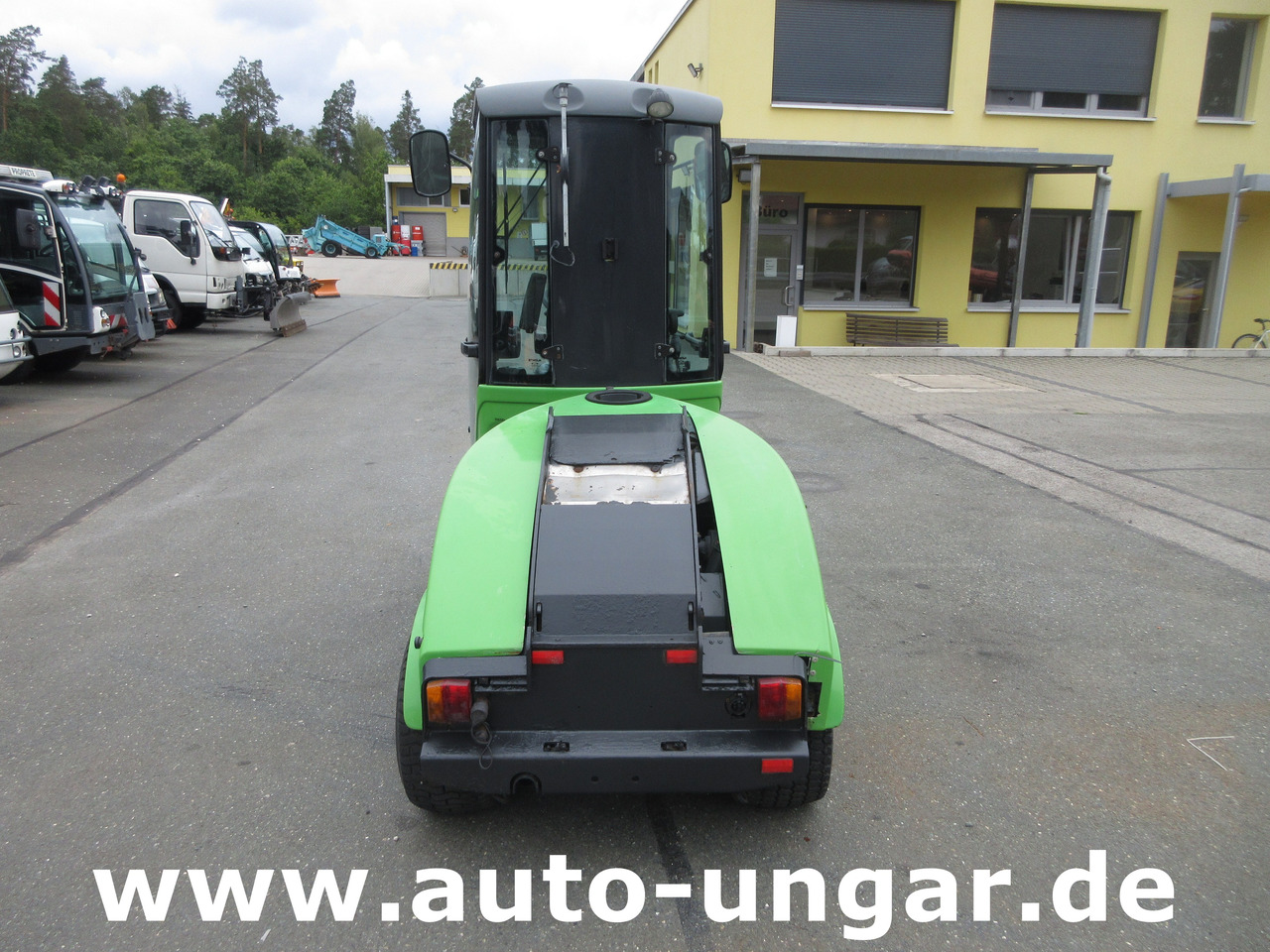 Egholm 2200 T Moduloflex 4x4 Knicklenkung Baujahr 2009 Daihatsu DM950 Diesel - جرار البلدية: صورة 5 Egholm 2200 T Moduloflex 4x4 Knicklenkung Baujahr 2009 Daihatsu DM950 Diesel - جرار البلدية: صورة 5