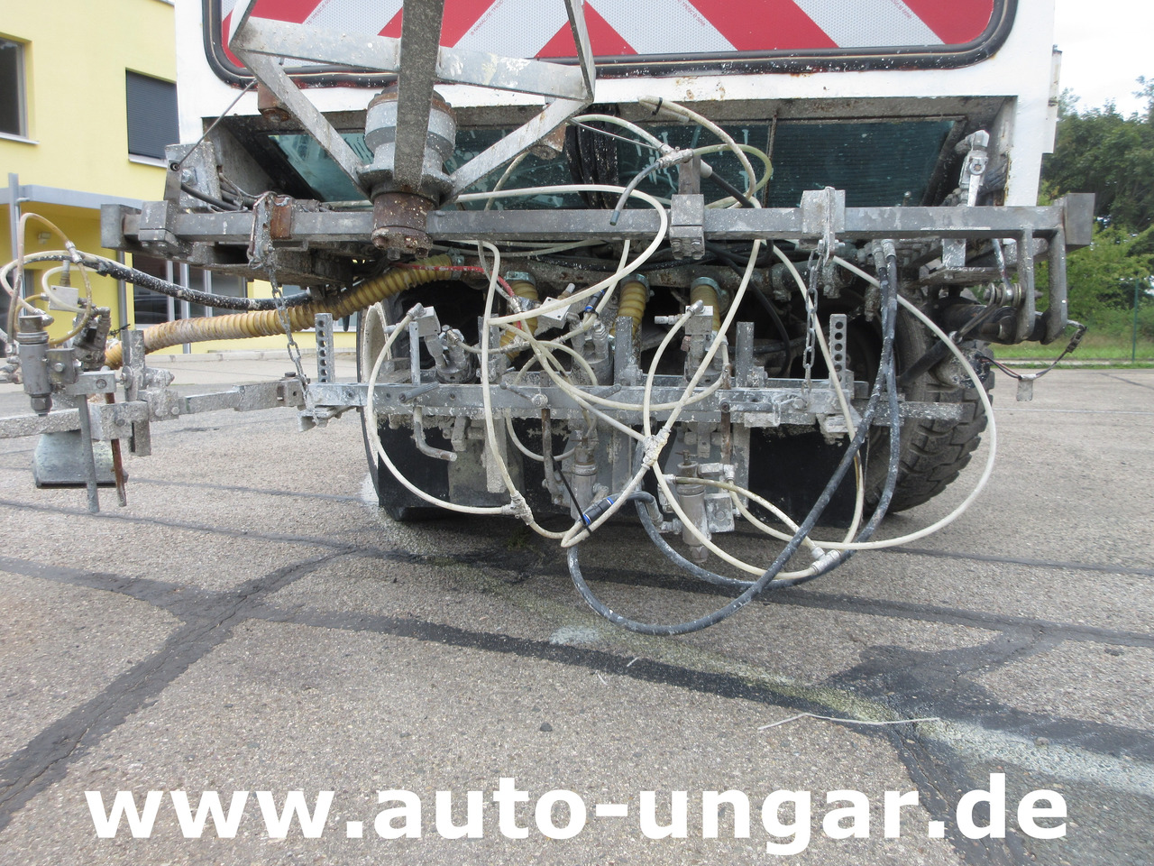 Euroliners Trassar Bagheera Markiermaschine Roadmarking Straßenmarkierung - آلة أسفلت: صورة 3 Euroliners Trassar Bagheera Markiermaschine Roadmarking Straßenmarkierung - آلة أسفلت: صورة 3