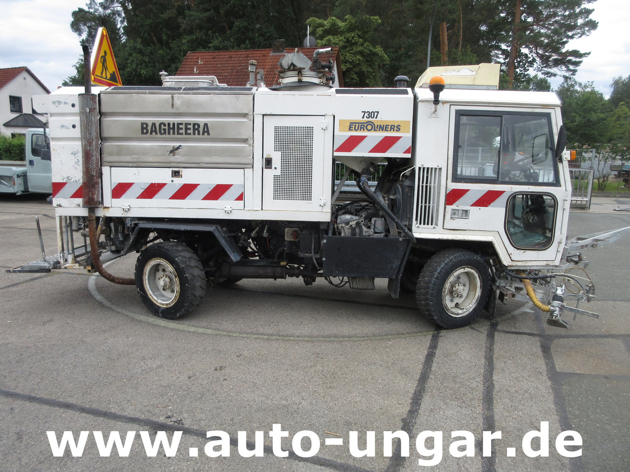 Euroliners Trassar Bagheera Markiermaschine Roadmarking Straßenmarkierung - آلة أسفلت: صورة 5 Euroliners Trassar Bagheera Markiermaschine Roadmarking Straßenmarkierung - آلة أسفلت: صورة 5