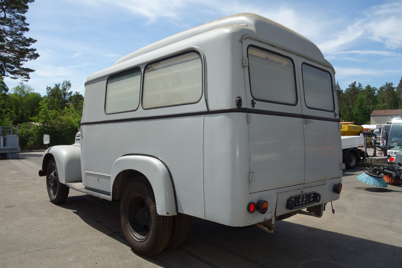 FORD Ford FK 3500 V8 mit H-Kennzeichen Oldtimer - سيارة اسعاف: صورة 3 FORD Ford FK 3500 V8 mit H-Kennzeichen Oldtimer - سيارة اسعاف: صورة 3