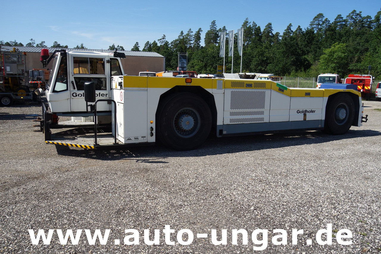 GOLDHOFER AST-1 A500 Baujahr 1999 Push-Back towbarless Pushback Liebherr used GSE - جرارات الطائرات: صورة 4 GOLDHOFER AST-1 A500 Baujahr 1999 Push-Back towbarless Pushback Liebherr used GSE - جرارات الطائرات: صورة 4