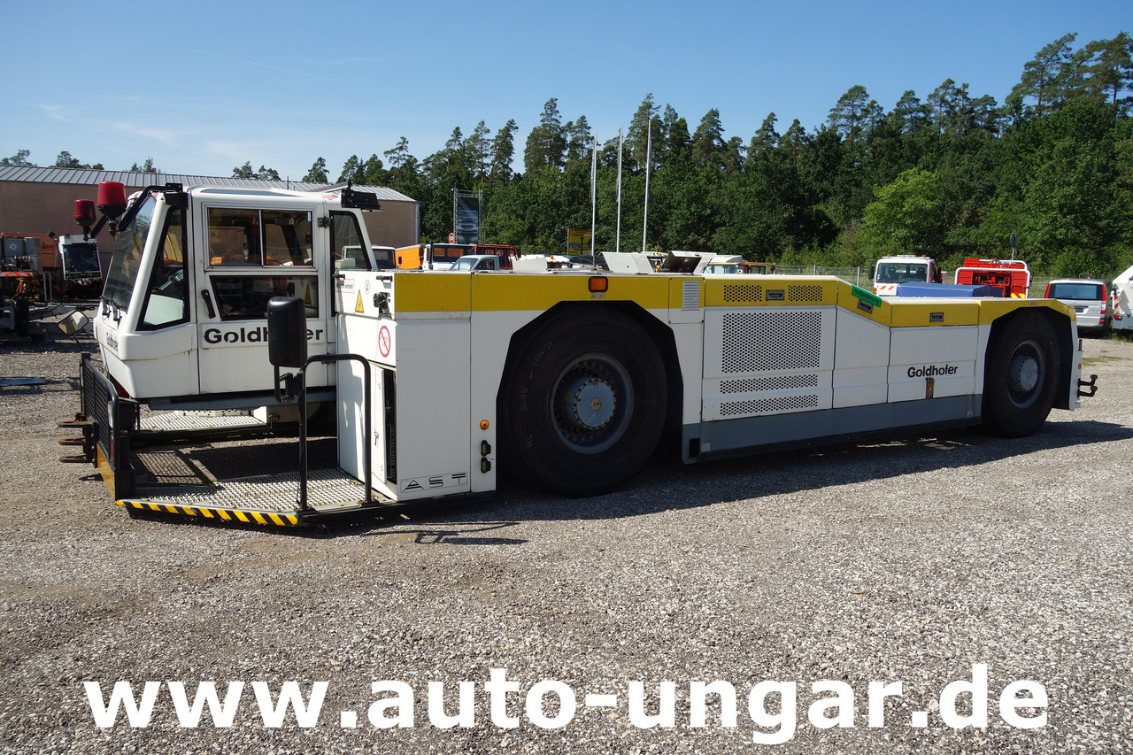 GOLDHOFER AST-1 A500 Baujahr 1999 Push-Back towbarless Pushback Liebherr used GSE - جرارات الطائرات: صورة 5 GOLDHOFER AST-1 A500 Baujahr 1999 Push-Back towbarless Pushback Liebherr used GSE - جرارات الطائرات: صورة 5