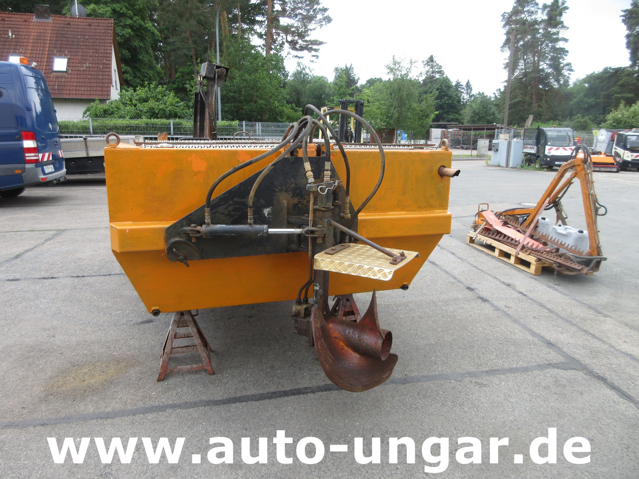 Gödde Mähboot O 420 T-Mähbalken + Seitenmäher Aquatic Weed Harvester - آلية المنفعة/ مركبة خاصة: صورة 3 Gödde Mähboot O 420 T-Mähbalken + Seitenmäher Aquatic Weed Harvester - آلية المنفعة/ مركبة خاصة: صورة 3