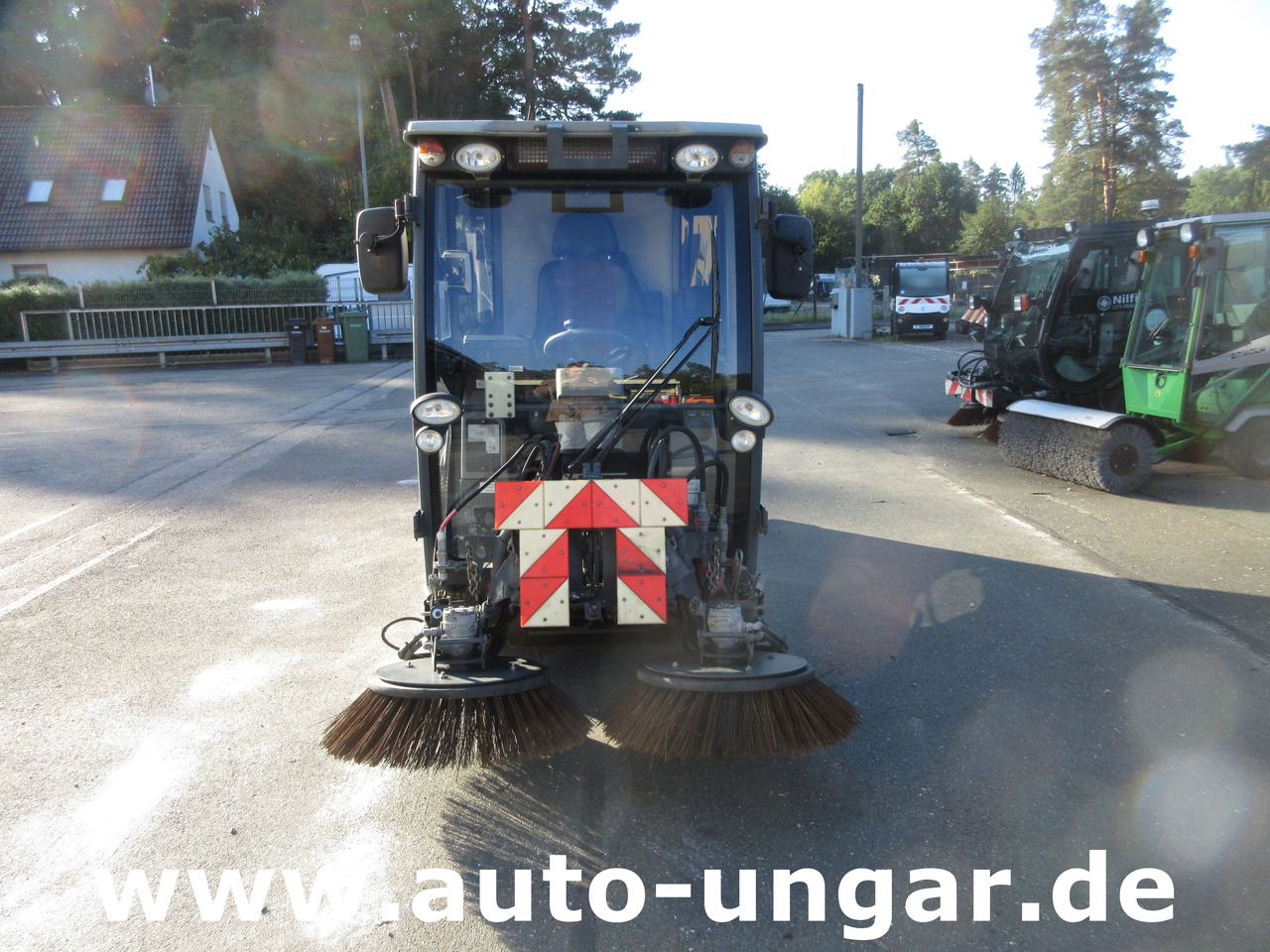 Hako CityMaster CM 1600 Kehrmaschine Knicklenkung Allrad Kommunalfahrzeug - سياره كنس شوارع: صورة 2 Hako CityMaster CM 1600 Kehrmaschine Knicklenkung Allrad Kommunalfahrzeug - سياره كنس شوارع: صورة 2