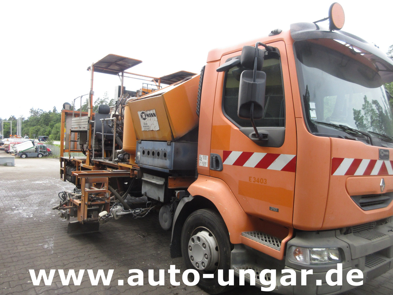 Hofmann H75 - 1000 Thermoplastic Roadmarking Machine Truck Mounted Hot Paint - آلة أسفلت: صورة 2 Hofmann H75 - 1000 Thermoplastic Roadmarking Machine Truck Mounted Hot Paint - آلة أسفلت: صورة 2